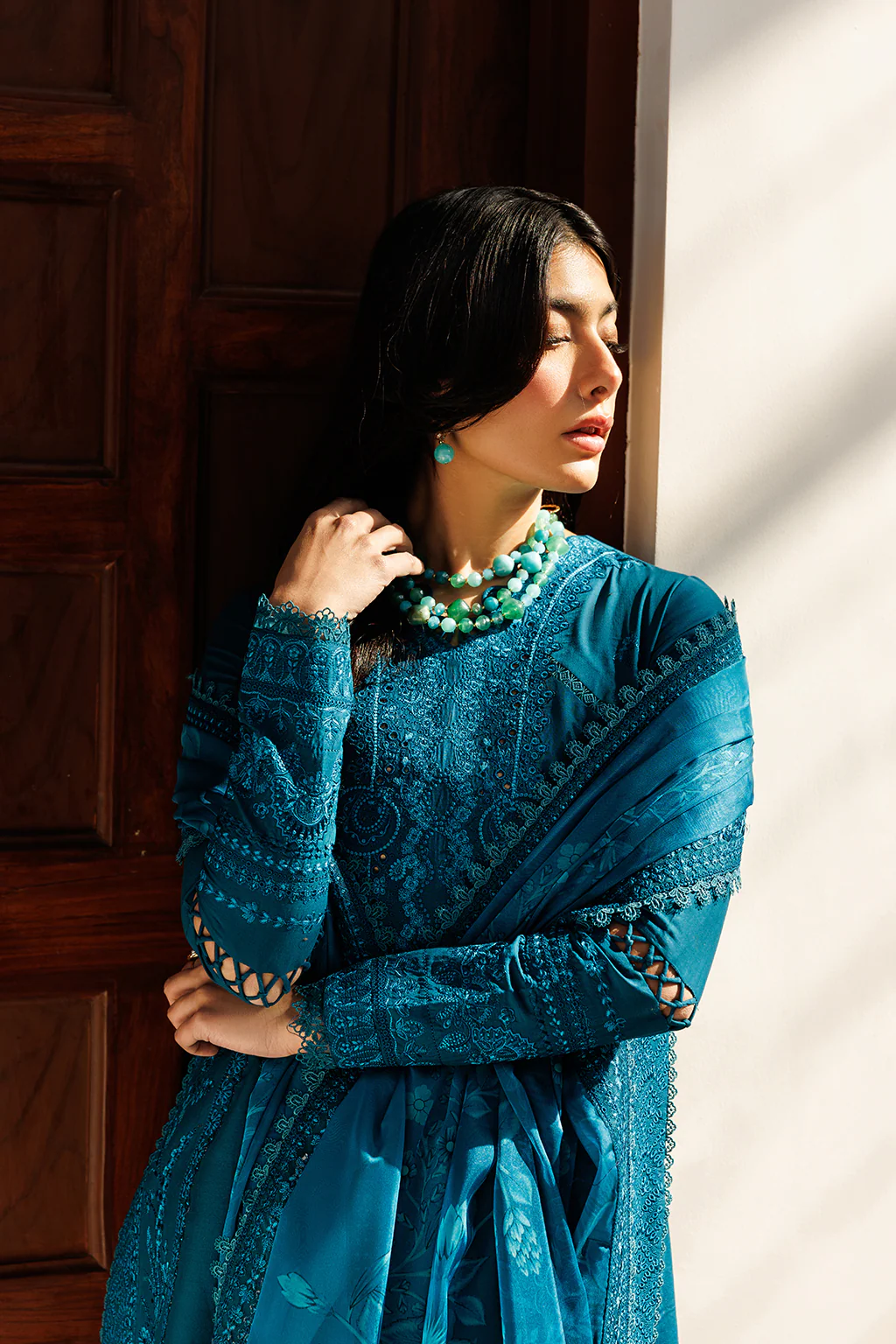 Emaan Adeel Mirabelle Festive Luxury Lawn – FLORAISON - Image 7