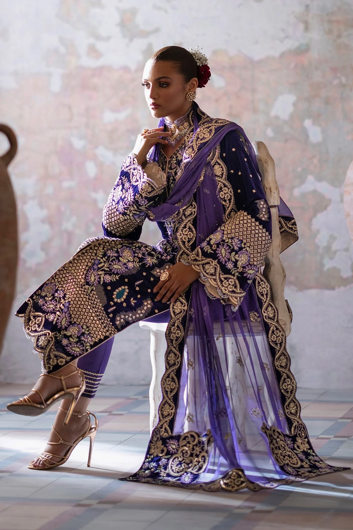 Emaan Adeel Saanjh Luxury Velvet Edit – Aroosh - Image 3