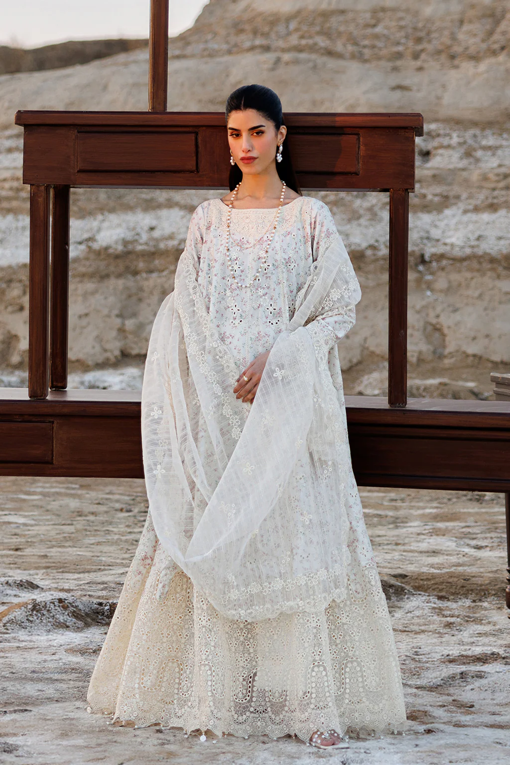 Emaan Adeel Sunlit Groove Luxury Lawn – SUNKISSED - Image 5