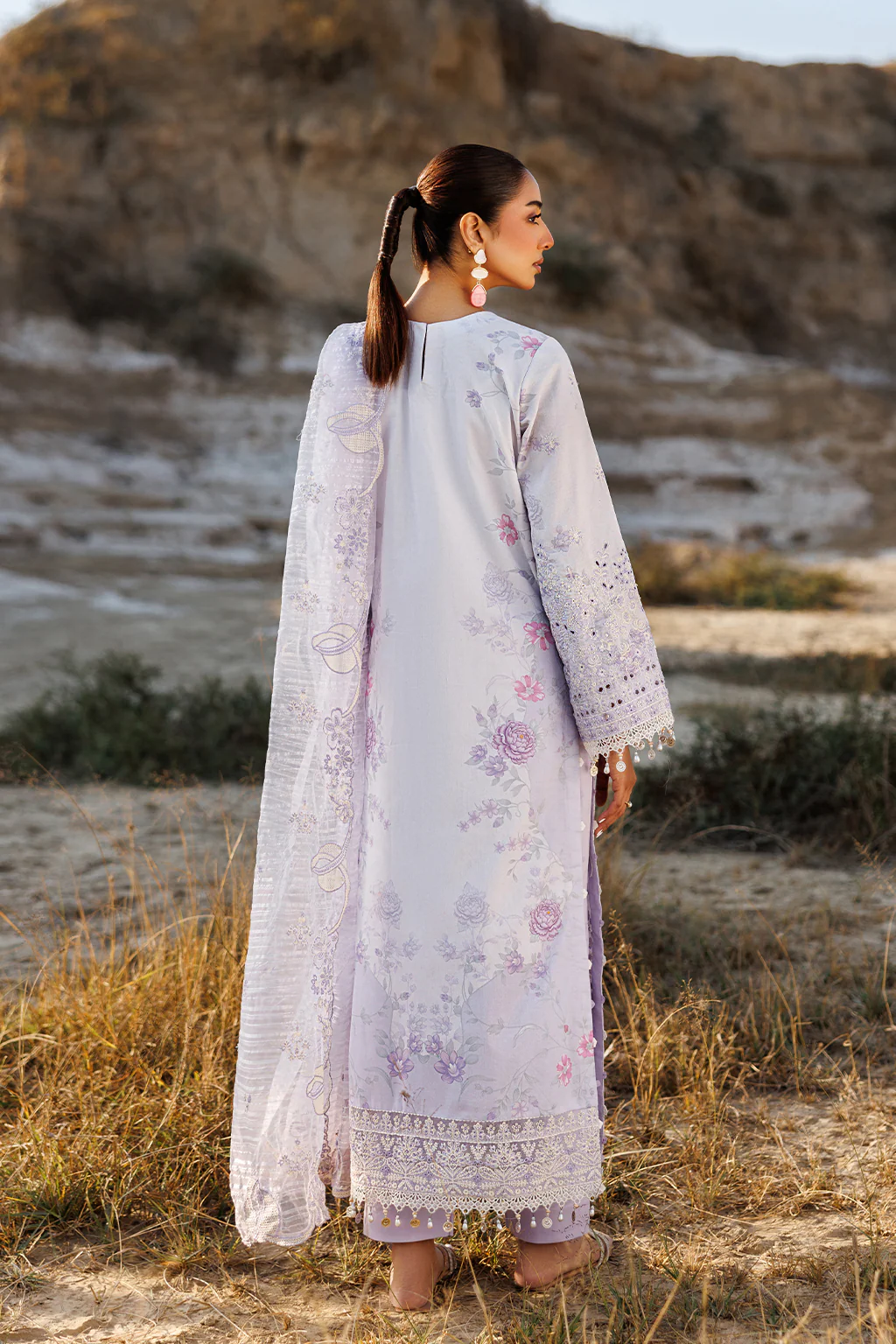 Emaan Adeel Sunlit Groove Luxury Lawn – SUNLIT SWAY - Image 2