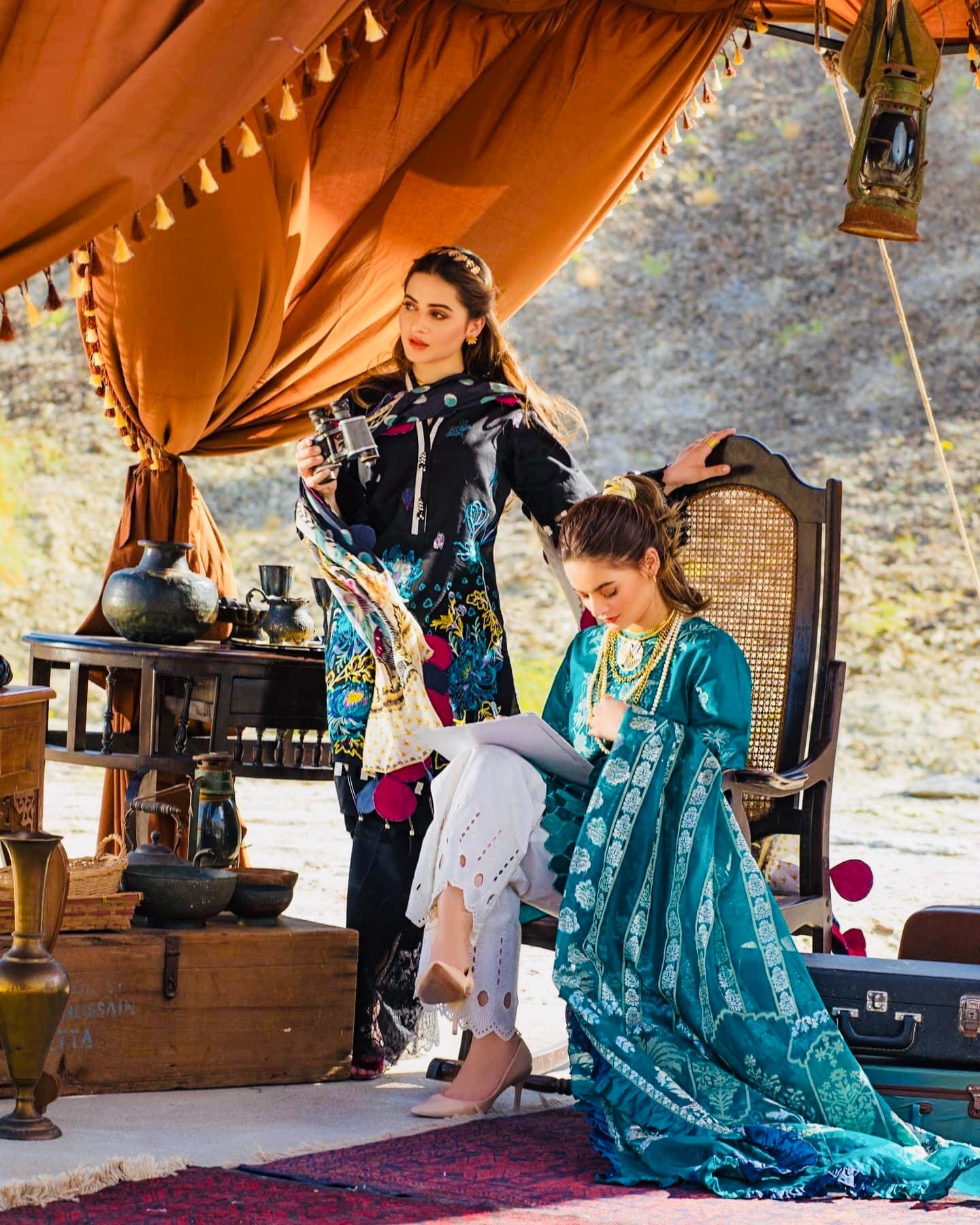 Erum Khan Luxury Lawn Collection 2021 – ER10-DARK DAISY - Image 4