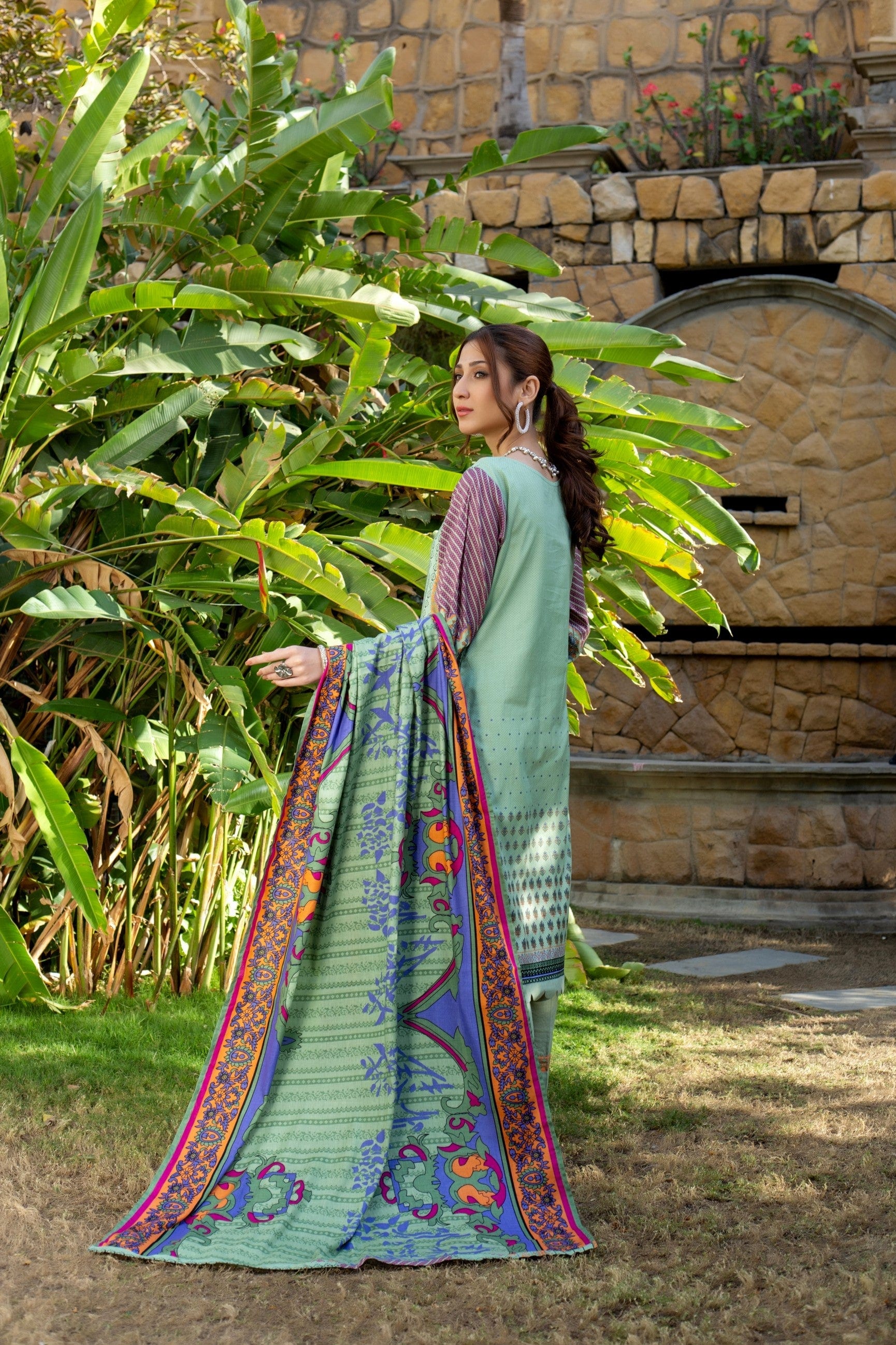 Erum Misha Printed Lawn Collection Vol-5 – EMLV5-1 - Image 3