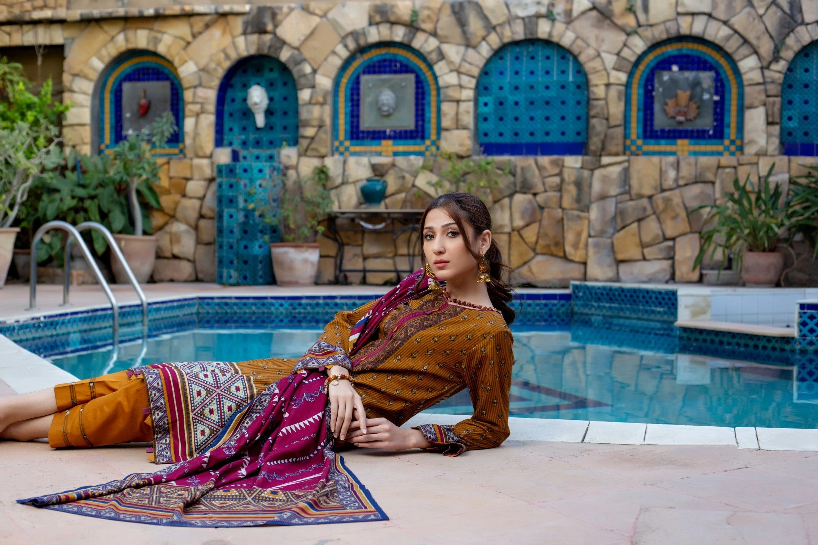 Erum Misha Printed Lawn Collection Vol-5 – EMLV5-3 - Image 4