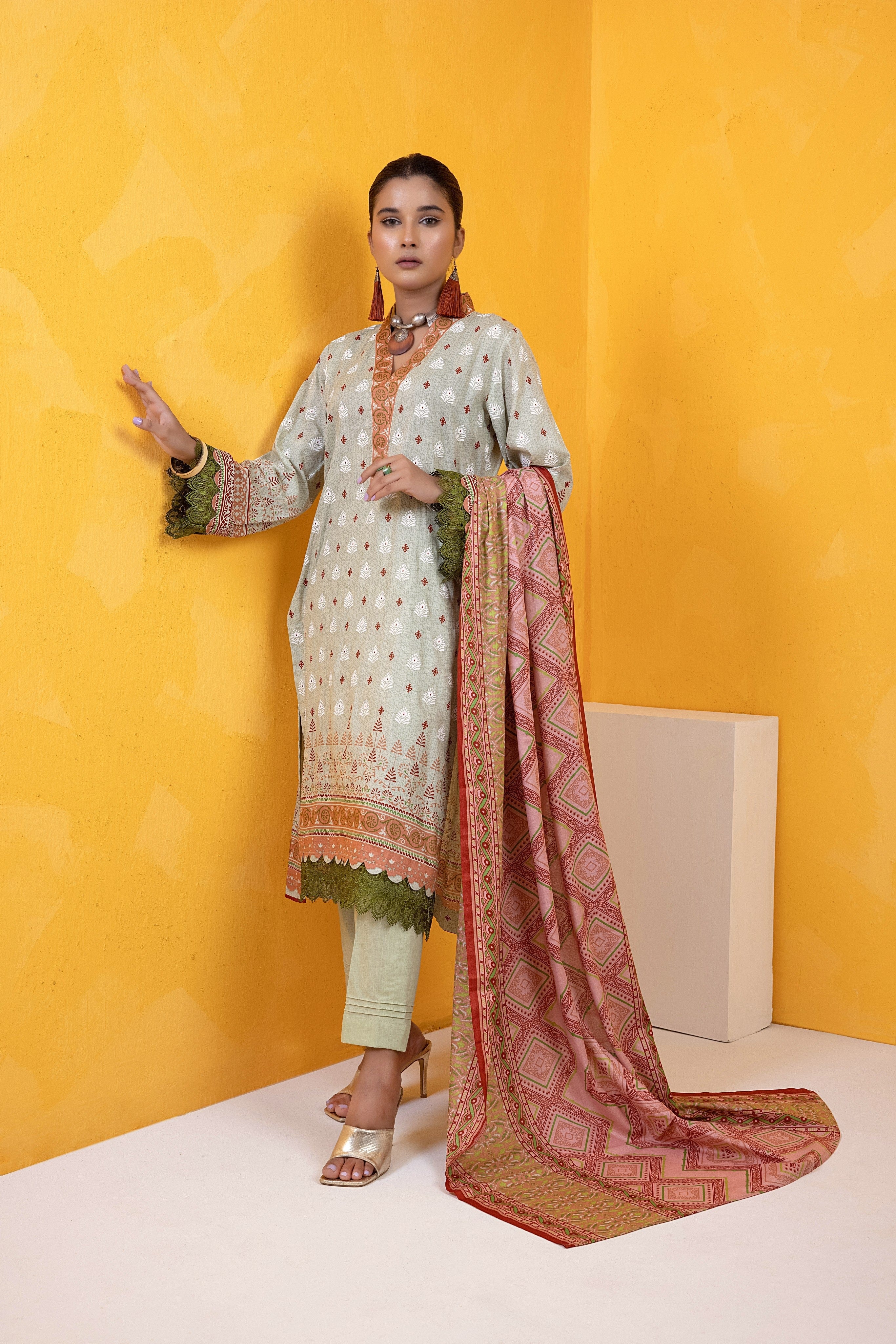 Erum Misha Printed Lawn Collection Vol-9 – EM9-4B - Image 3