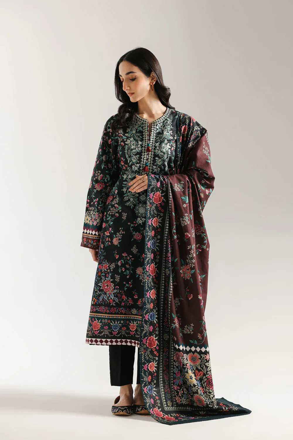 Ethnc 3pc Embroidered SUIT JET-BLACK | E0743/203/902