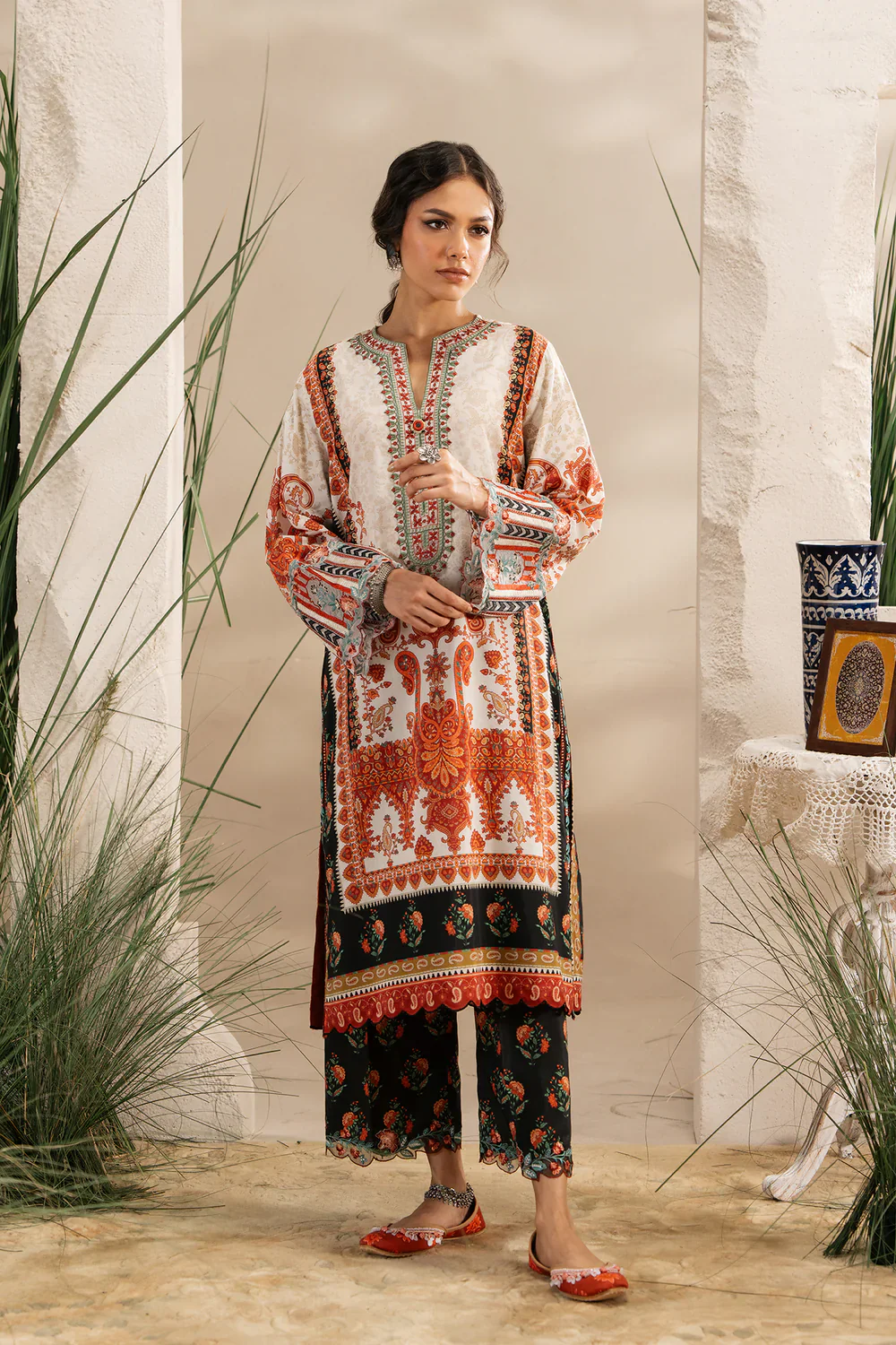 Ethnc Embroidered 2 Pc SUIT– E3470/103/003 - Image 3
