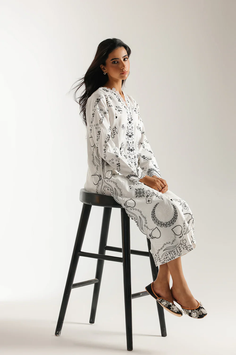 Ethnc EMBROIDERED SUIT COCONUT-MILK | E3645/103/003 - Image 2