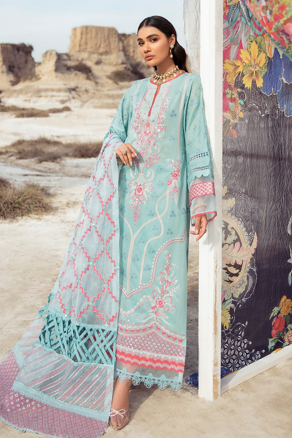 Faixa Faixal x Ittehad Luxury Lawn Collection 2022 – LL-01-22-ANITA - Image 3