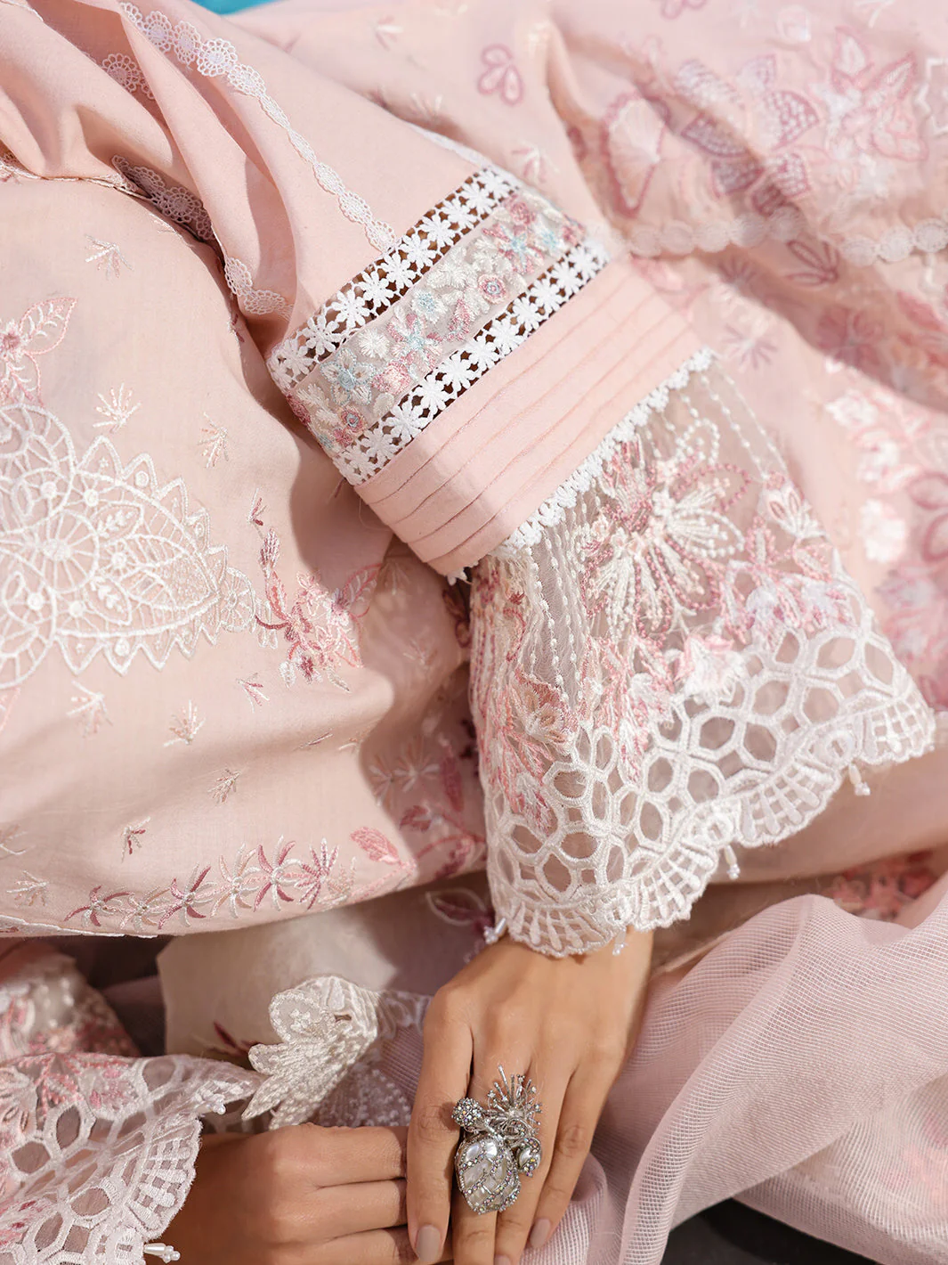 Faiza Faisal Marine Luxury Lawn – MARIA - Image 6