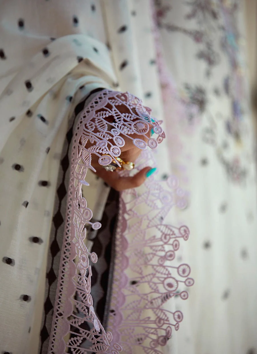 Farah Talib Aziz Luxury Lawn Collection 2022 – Belize - Image 8
