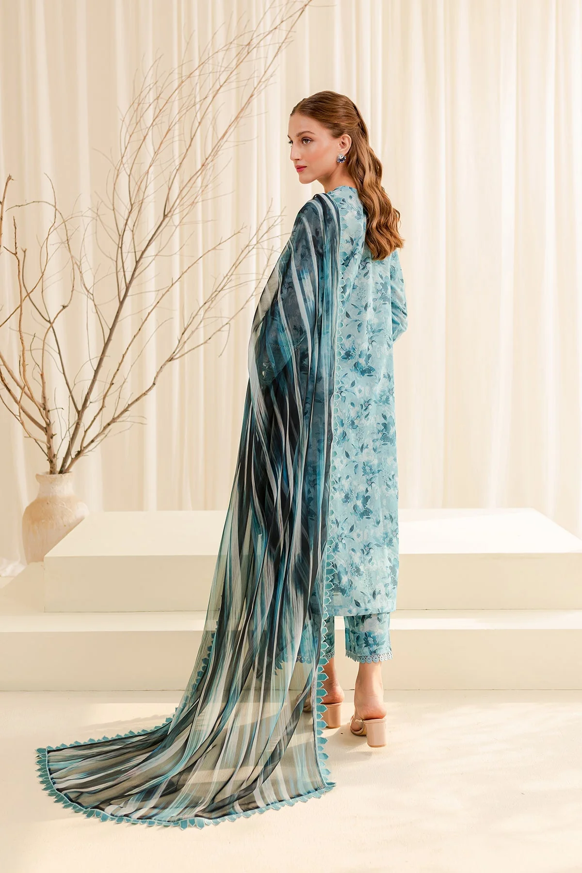 Farasha Embroidered Essentials Lawn Collection 2024 – Aqua Beryl - Image 5