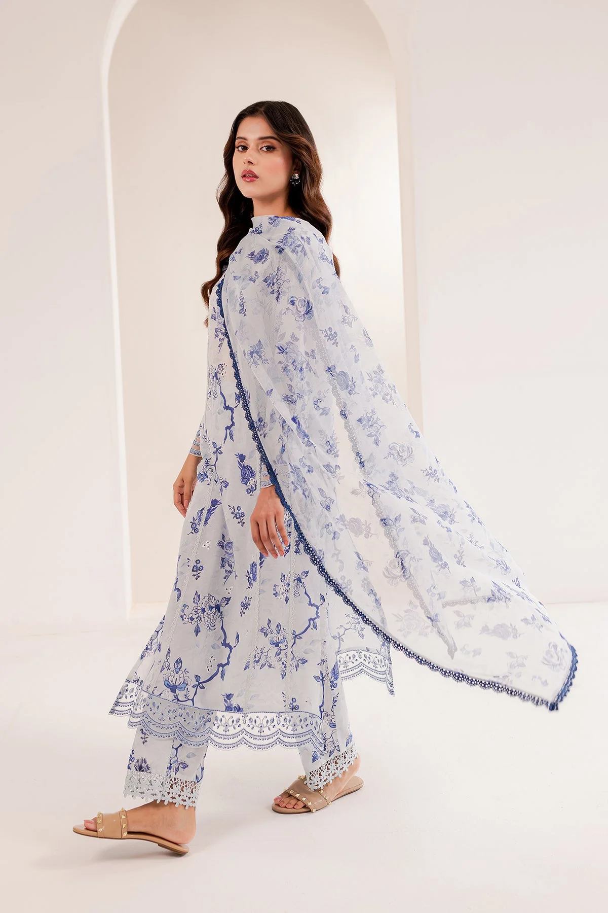Farasha Printed Lawn Essentials – Pearly - Image 2