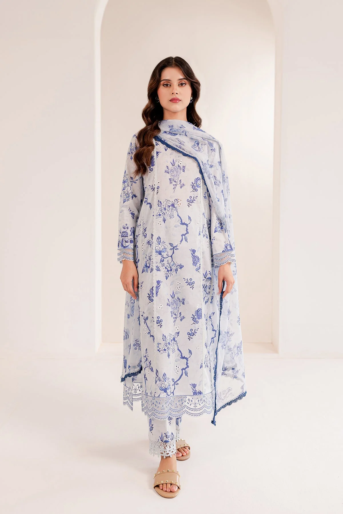 Farasha Printed Lawn Essentials – Pearly - Image 4