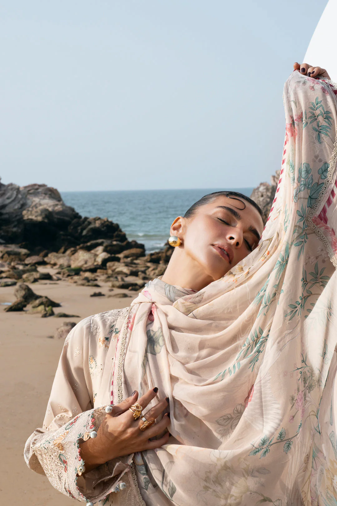 Florent Festive Luxury Lawn – FLL-8B - Image 3