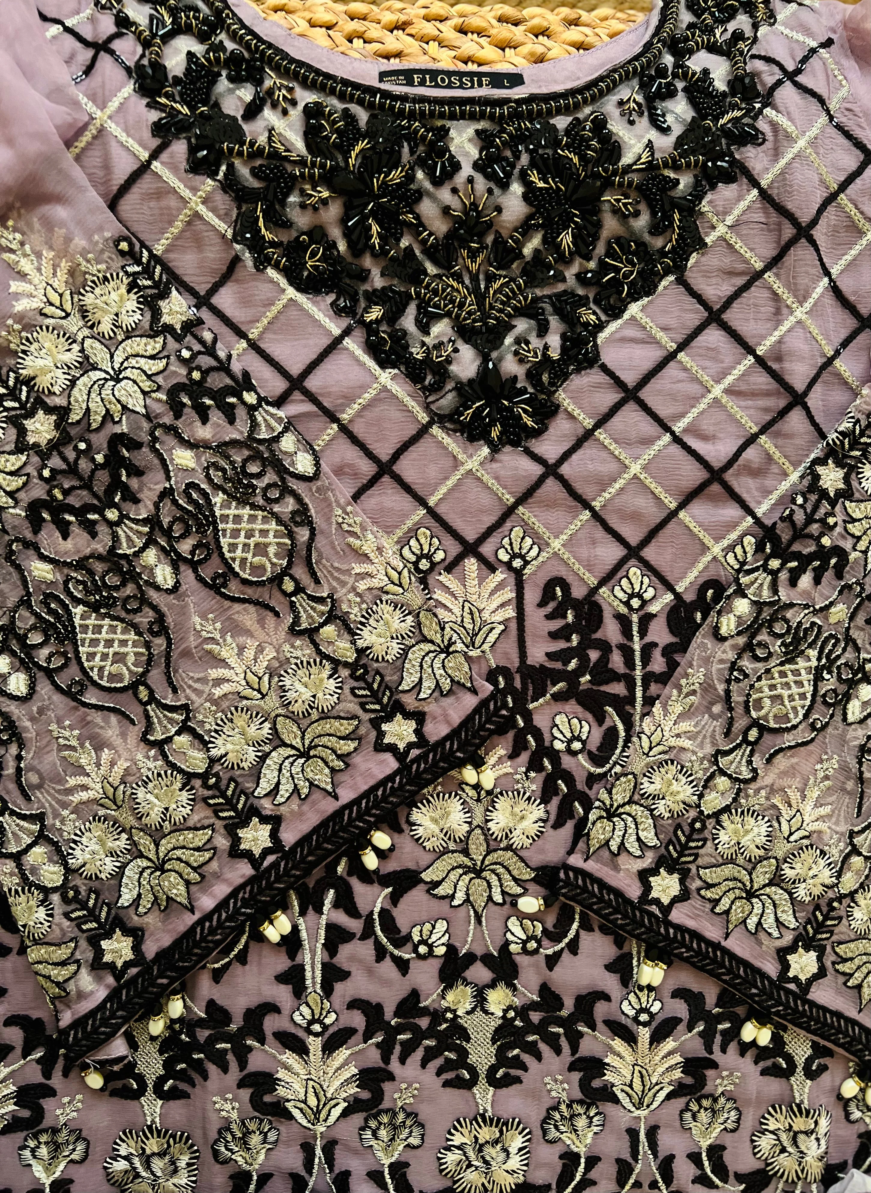 Flossie Pret/Stitched Formal Collection – Daffodils - Image 5