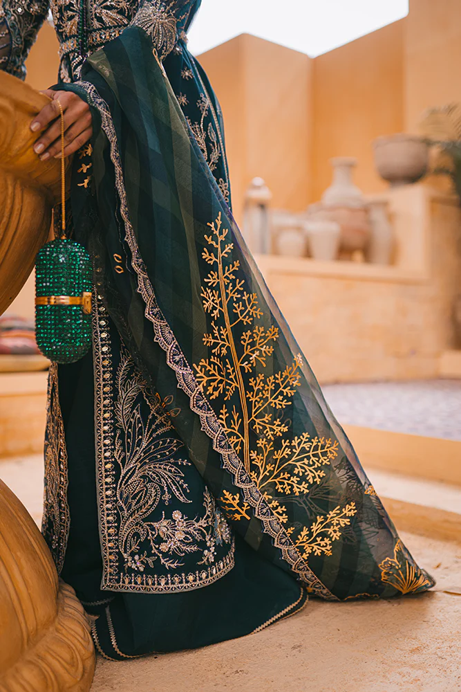 Freesia by Sana Yasir Wedding Edition – ROYAL TWILIGHT - Image 4