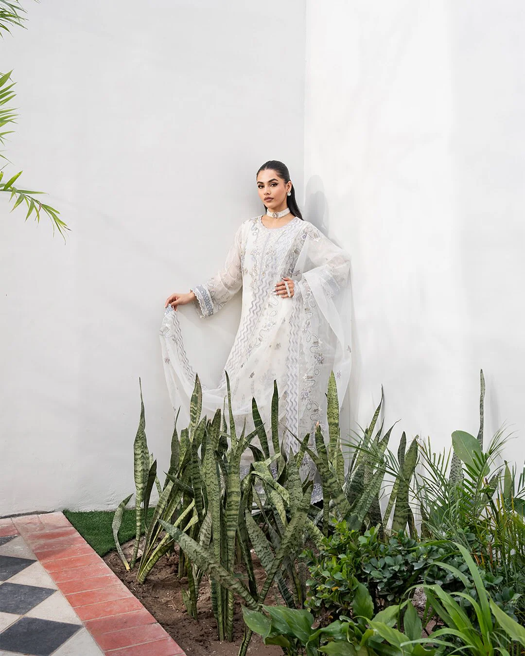 Freesia Tarz Luxury Formals – Rozhan - FW40045 - Image 2