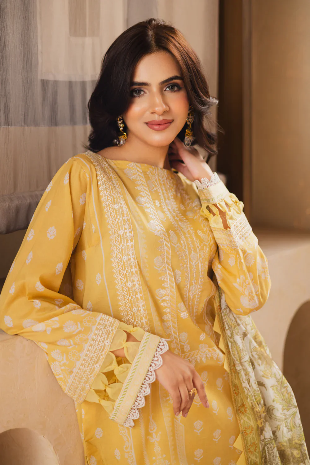Freesia Zen Lawn by Maryum N Maria – FW-50078 afreeah