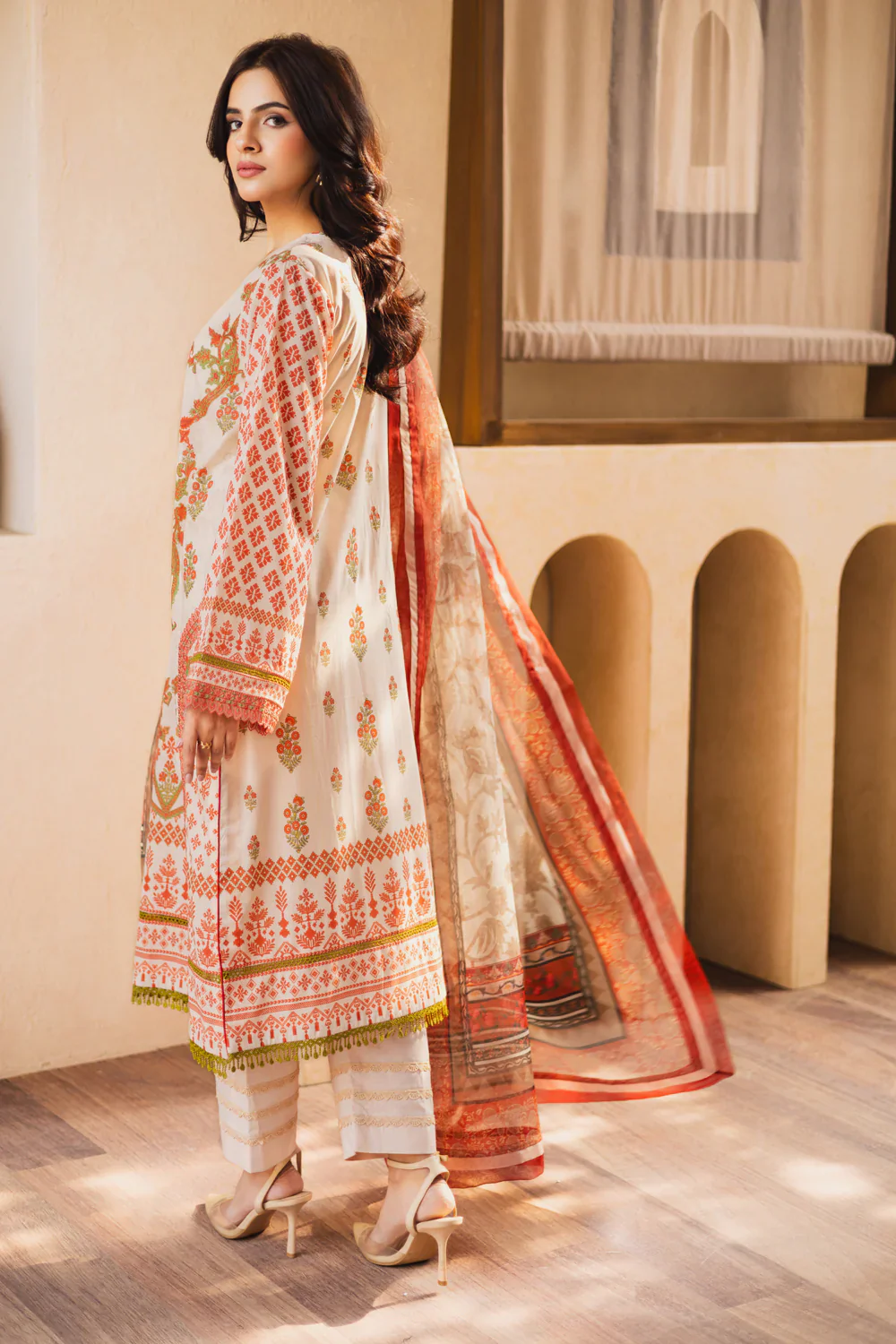 Freesia Zen Lawn by Maryum N Maria – FW-50079 Manar - Image 2