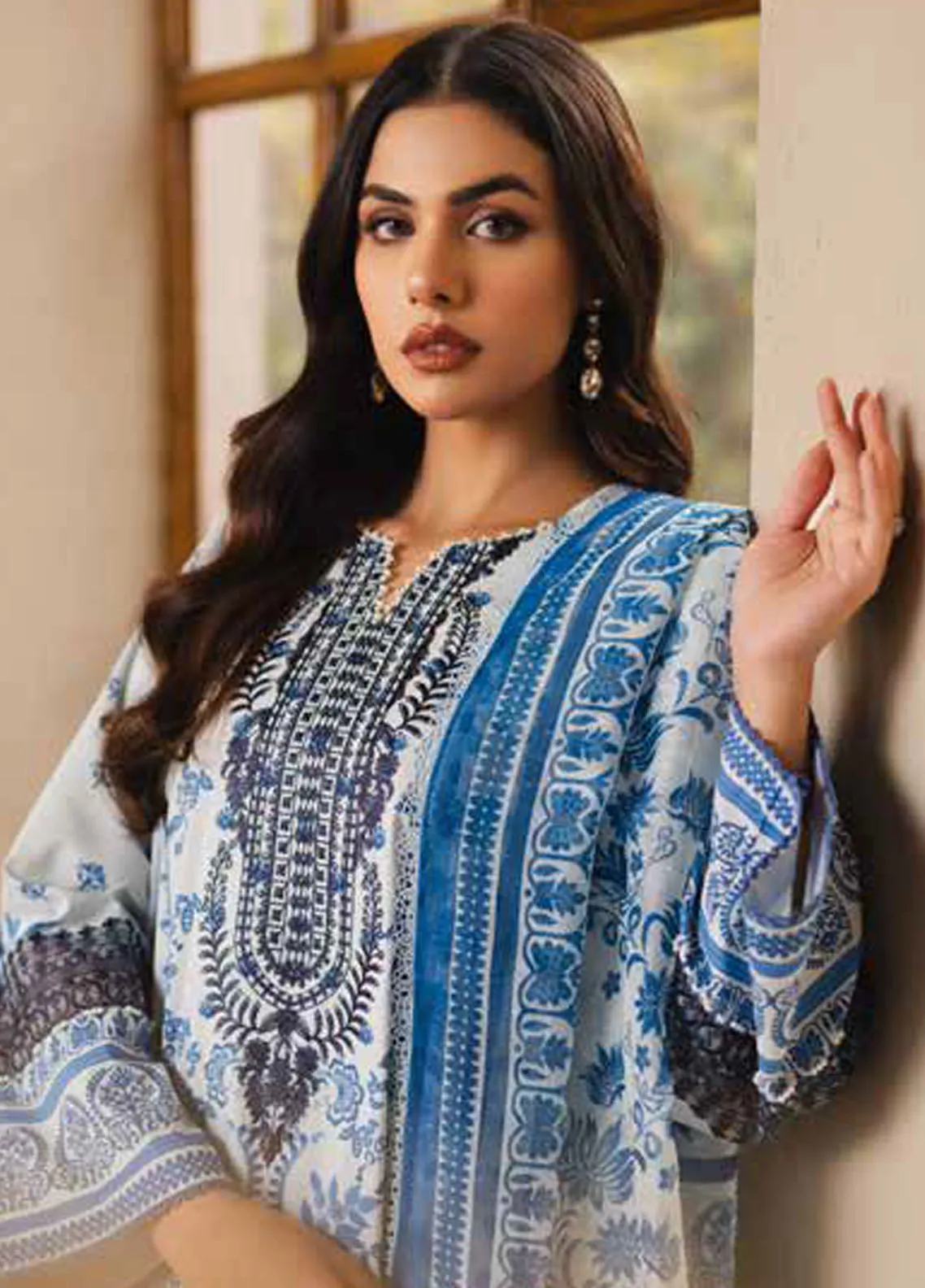 Freesia Zen Lawn by Maryum N Maria – FW-50081 Luna - Image 3