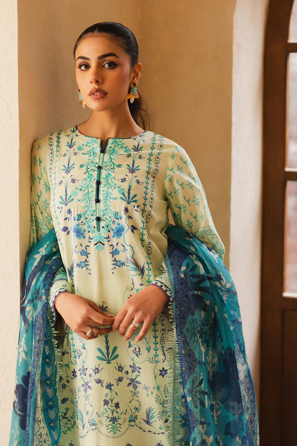 Freesia Zen Lawn by Maryum N Maria – FW-50082 Lina - Image 2