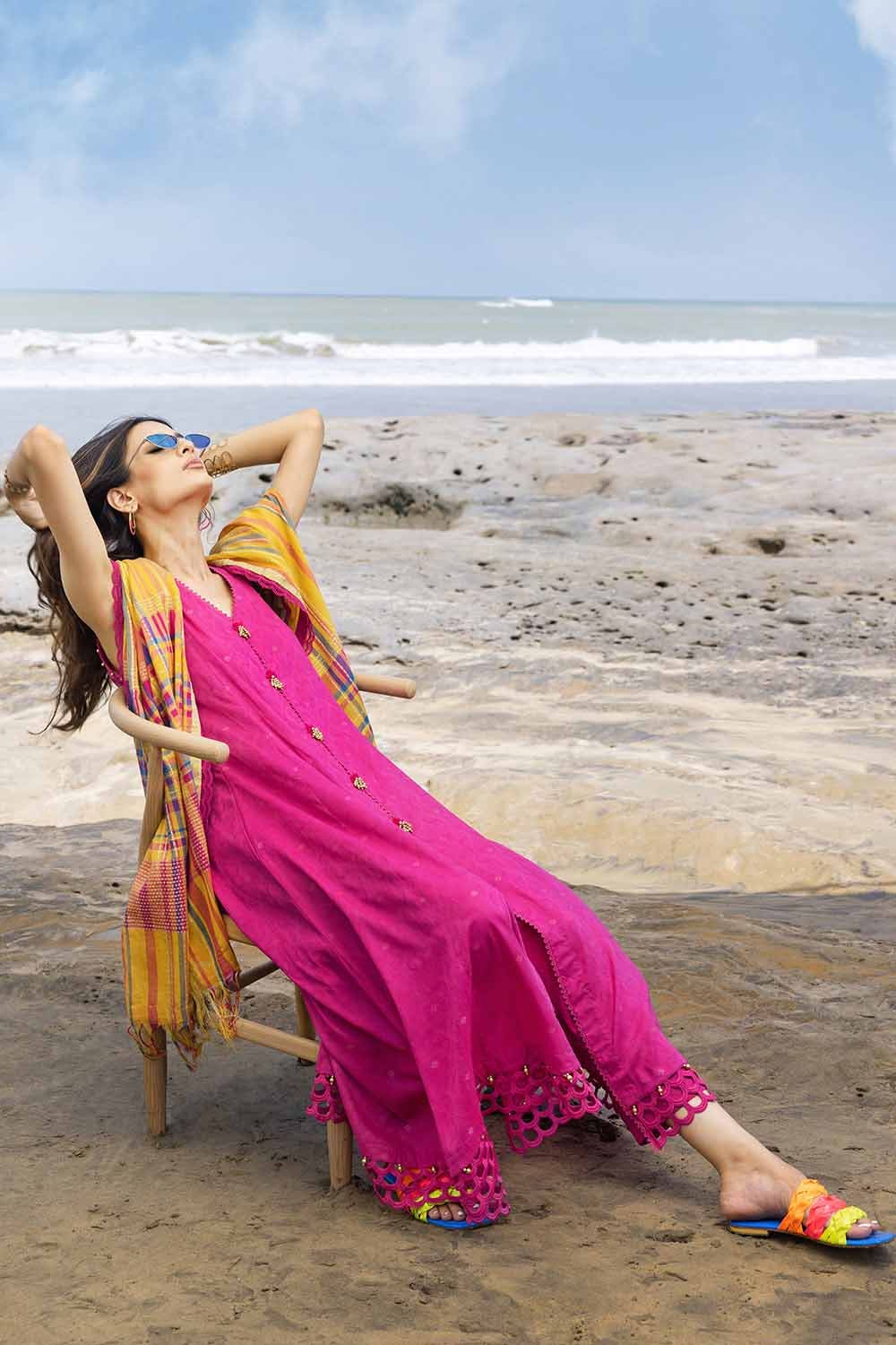 Gul Ahmed 2023 – 3PC Jacquard Suit with Yarn Dyed Dupatta MJ-32046 - Image 4
