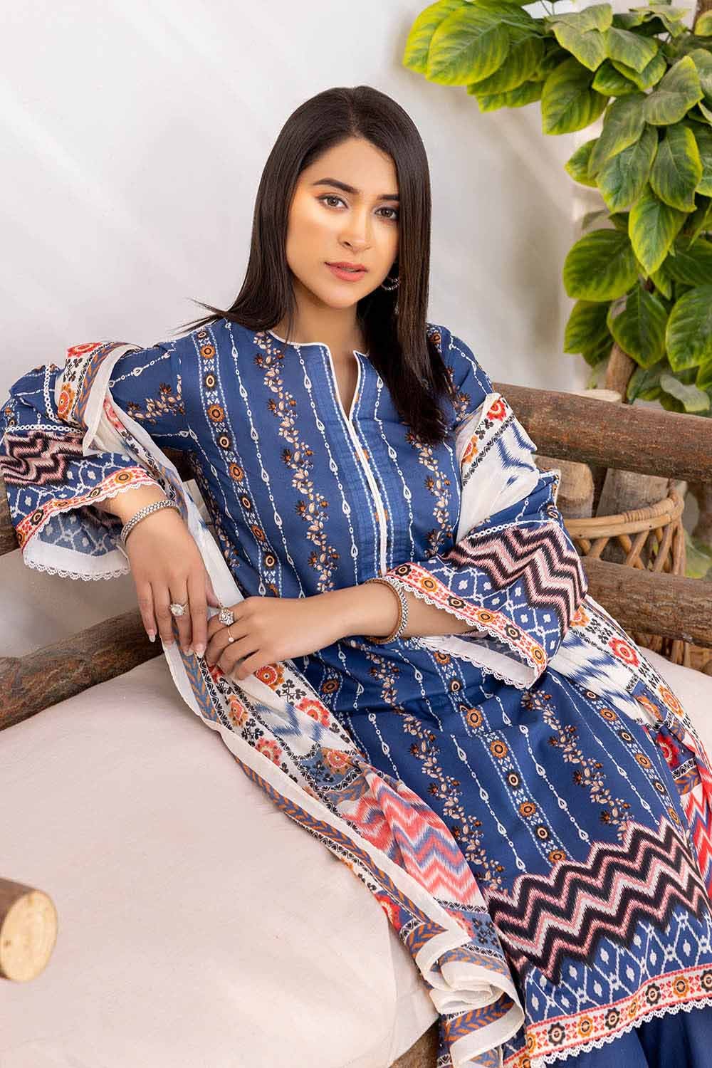 Gul Ahmed 2023 โ 3PC Lawn Printed Suit CL-32328 A - Image 6