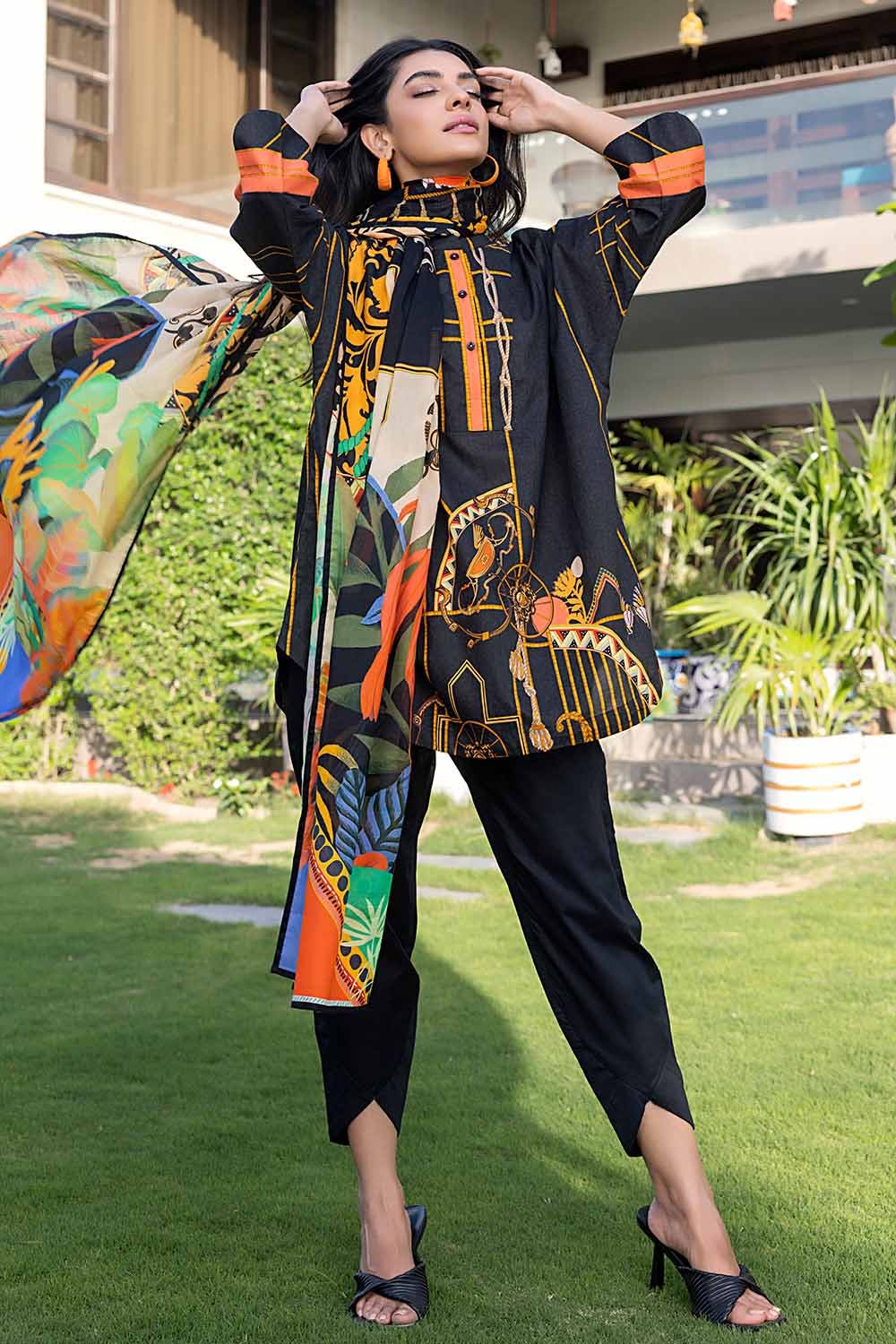 Gul Ahmed 2023 – 3PC Lawn Printed Suit CL-32468 - Image 2