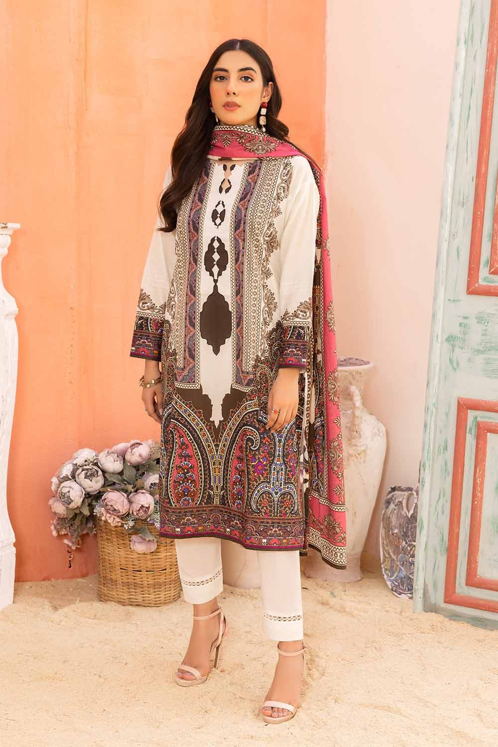 Gul Ahmed 2023 – 3PC Printed Cambric Suit with Lawn Dupatta CBN-32012