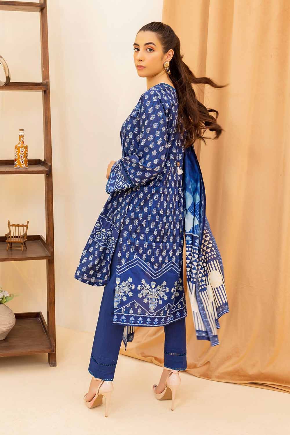 Gul Ahmed 2023 – 3PC Printed Cambric Suit with Lawn Dupatta CBN-32015 - Image 3