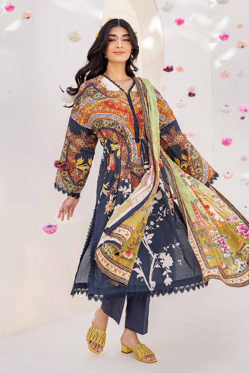 Gul Ahmed 2023 – 3PC Printed Cambric Suit with Lawn Dupatta CBN-32016 - Image 4