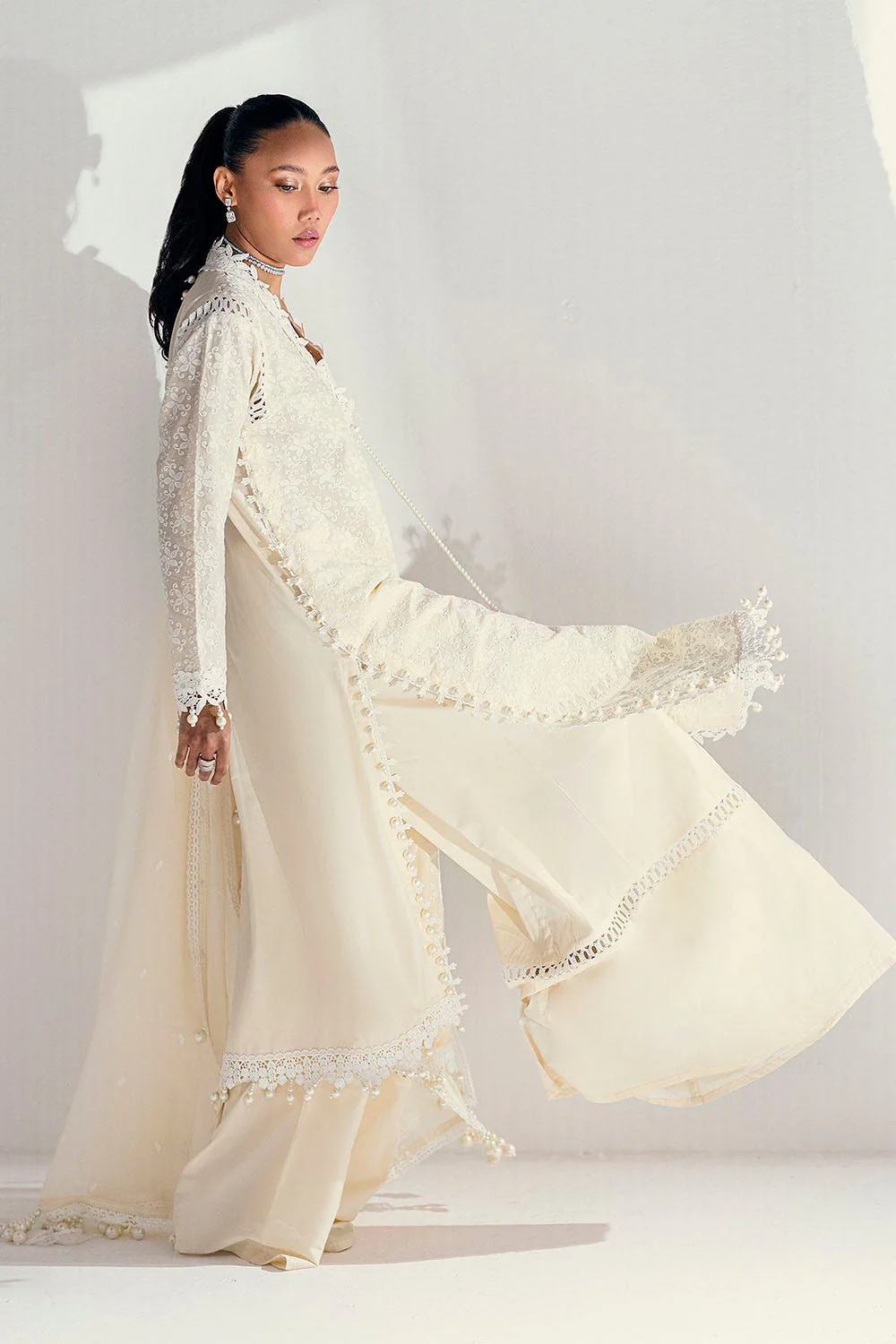 Gul Ahmed · Chikankari – 3 Piece Schiffli Embroidered Lawn Suit with Embroidered Chiffon Dupatta PM-52046 - Image 4