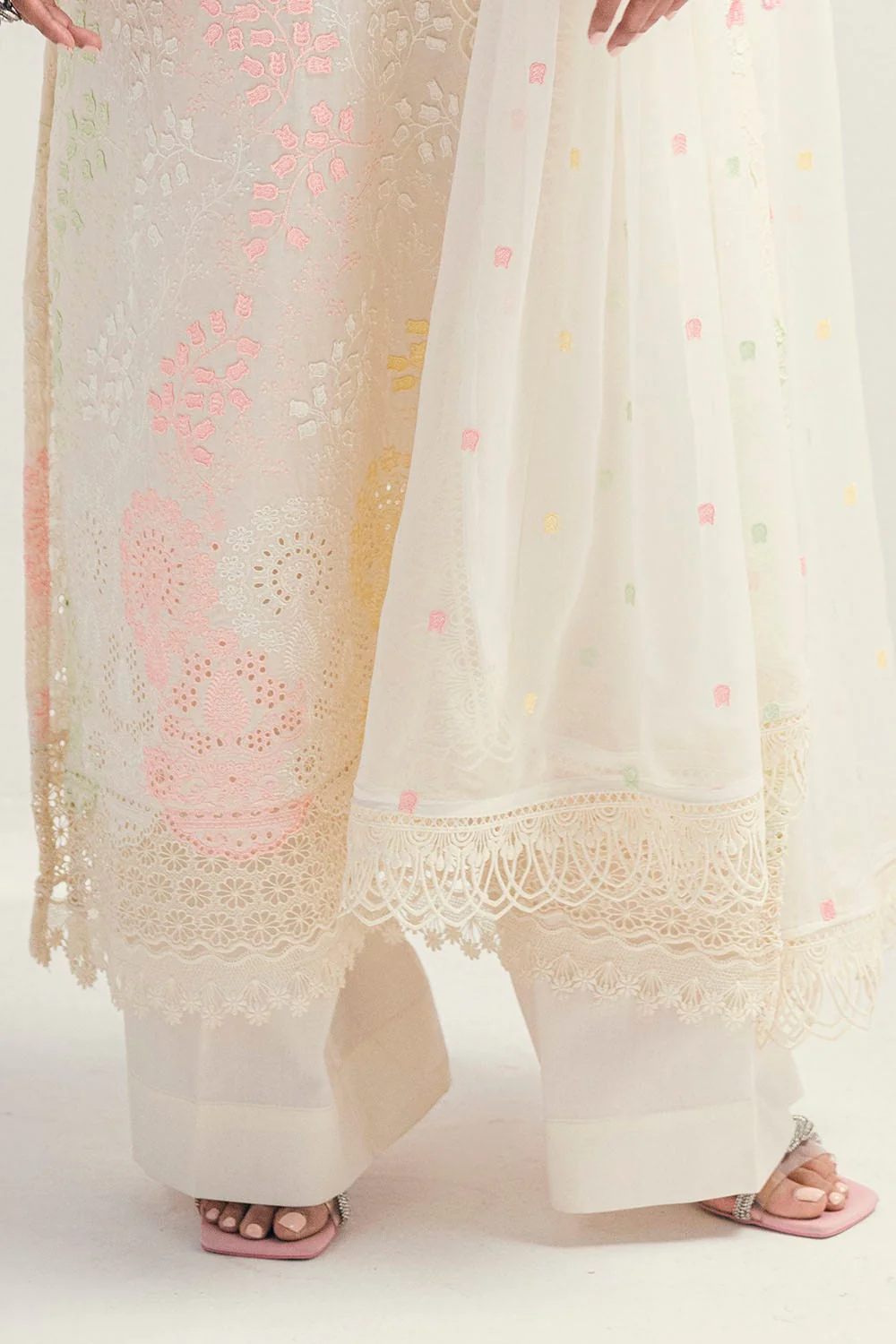 Gul Ahmed · Chikankari – 3 Piece Schiffli Embroidered Lawn Suit with Embroidered Chiffon Dupatta PM-52047 - Image 4