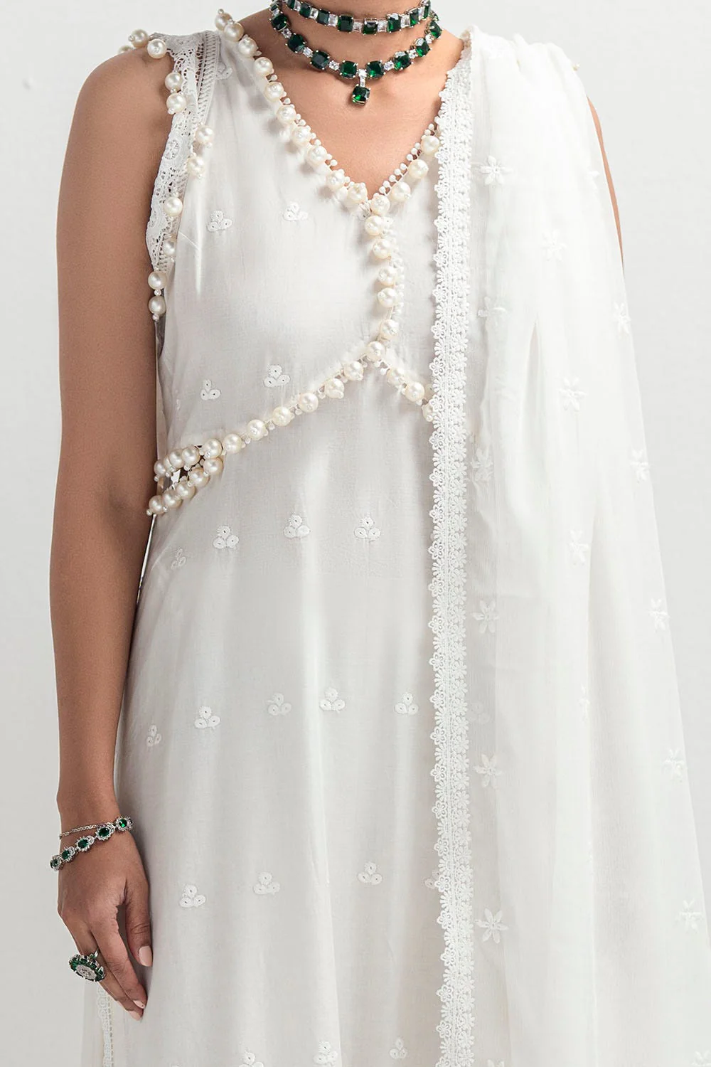 Gul Ahmed · Chikankari – 3 Piece Schiffli Embroidered Lawn Suit with Schiffli Embroidered Chiffon Dupatta PM-52053 - Image 2