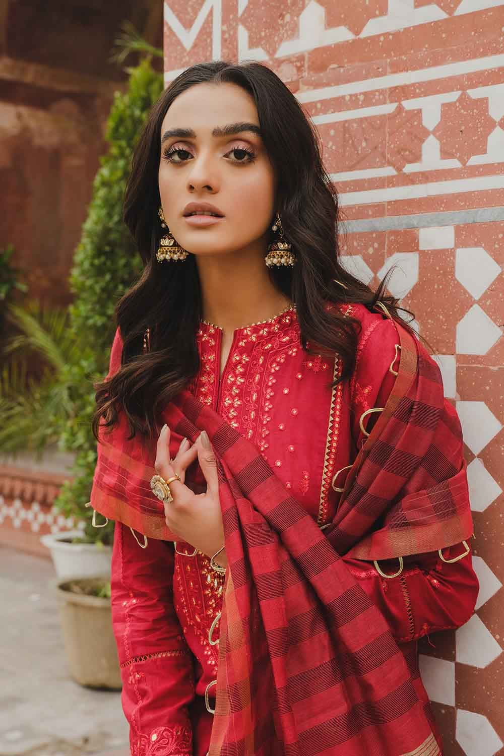 Gul Ahmed Eid Collection 2022 – Embroidered Luxury Cotton Suit with Zari Organza Dupatta FE-22017 - Image 3