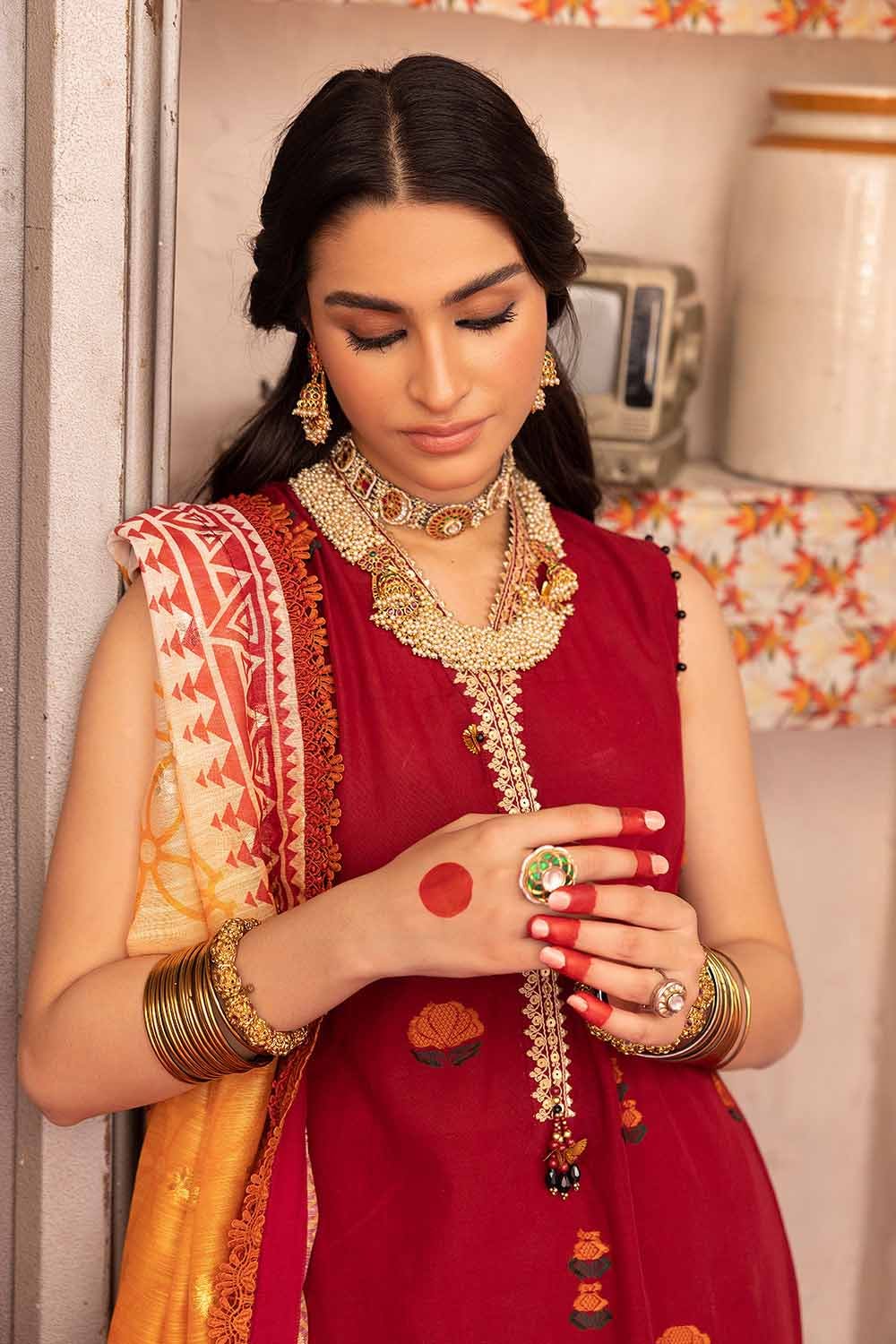 Gul Ahmed Festive – 3PC Embroidered Jacquard Shirt with Digital Printed Jacquard Dupatta and Neckline FE-32035 - Image 2
