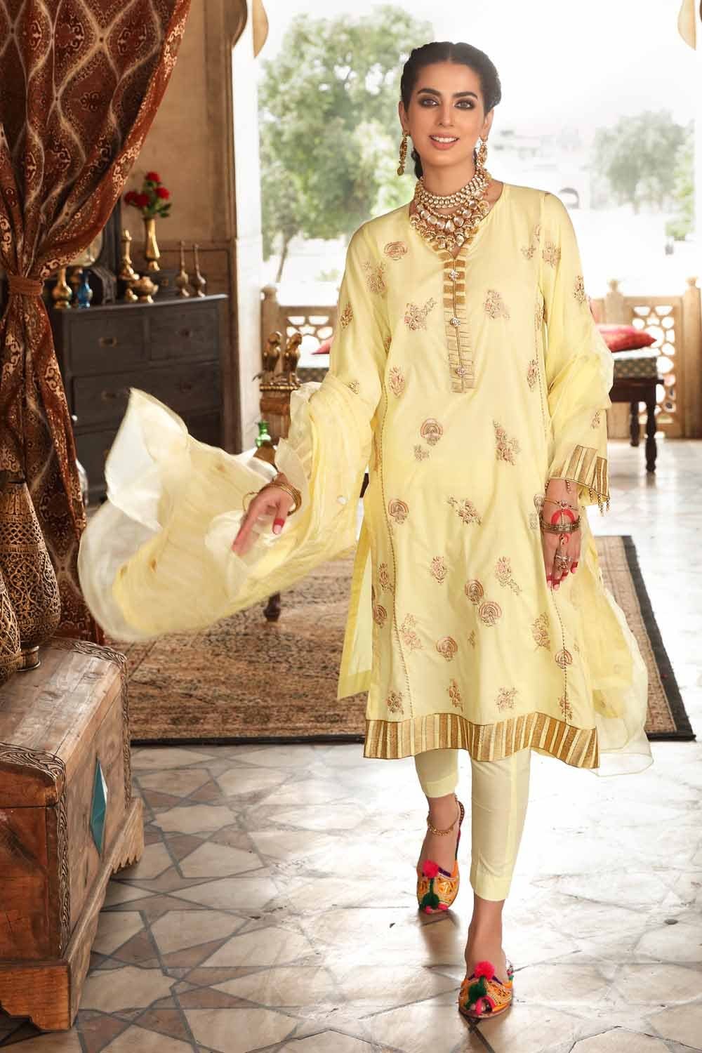 Gul Ahmed Festive Collection โ Embroidered Lawn Suit with Yarn Dyed Dupatta FE-12045 - Image 2