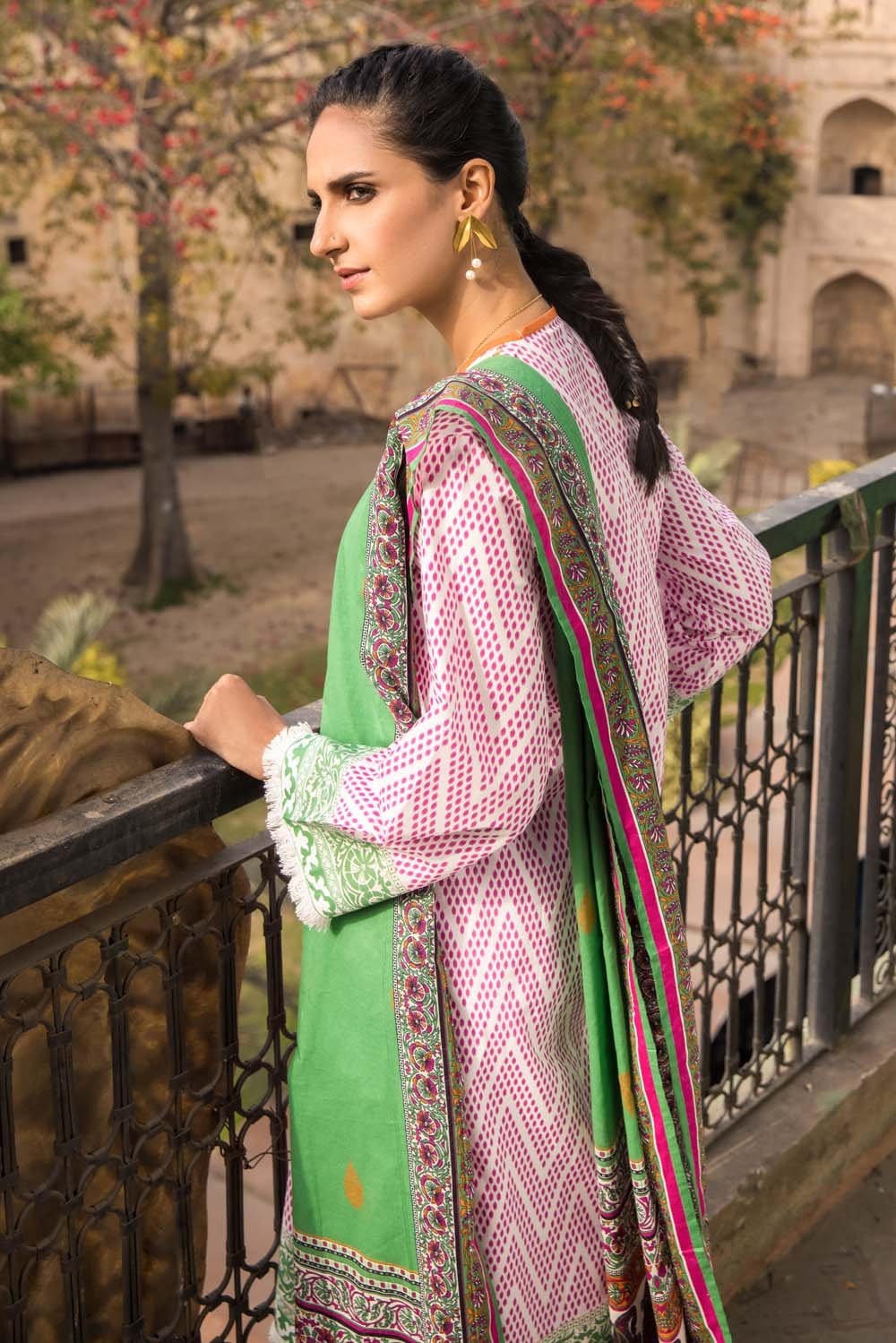 Gul Ahmed Lahore Lawn Collection – 2PC Lawn Suit TL-338 - Image 3