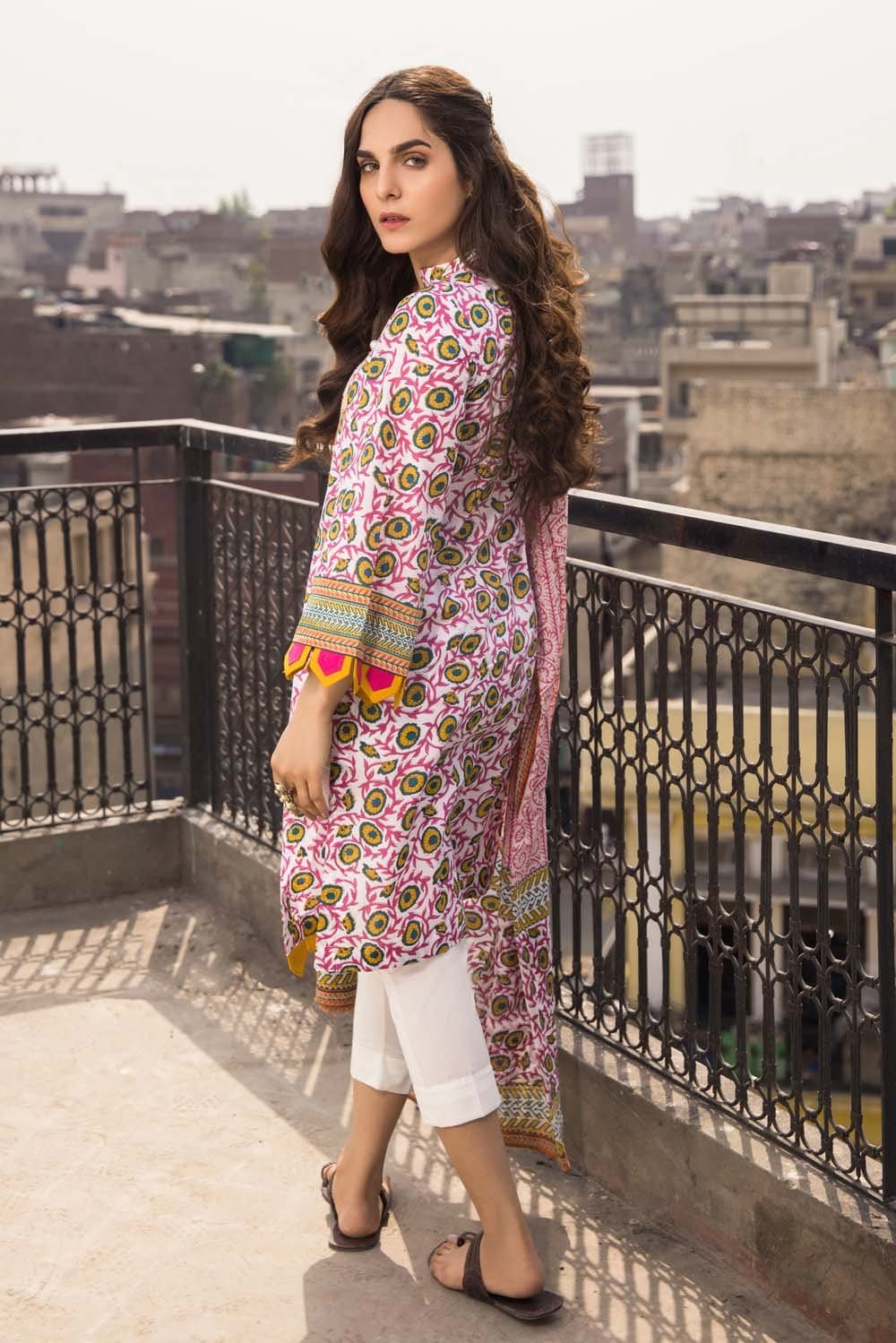 Gul Ahmed Lahore Lawn Collection 2021 โ 3PC Lawn Suit CL-1132 A - Image 3