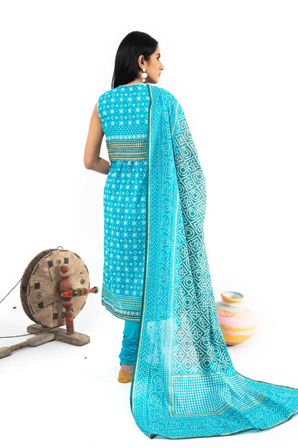 Gul Ahmed Summer 2022 · Chunri Collection – 3PC Chunri Lawn Suit CL-22035 B - Image 3