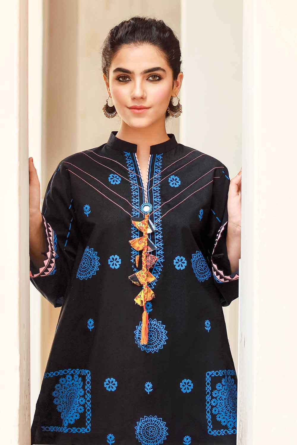 Gul Ahmed Summer 2022 · Essential 2PC Collection – 2PC Printed Lawn Shirt Trousers TL-372 - Image 2