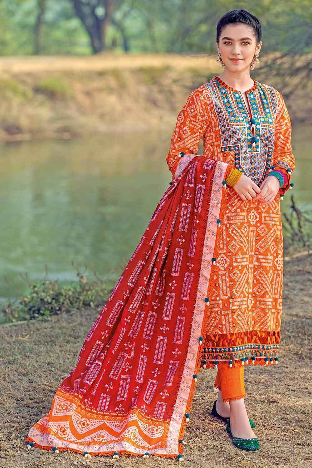 Gul Ahmed Summer 2022 · Essential 3PC Collection – 3PC Lawn Silver and Lacquer Printed Embroidered Suit CL-22160 - Image 2