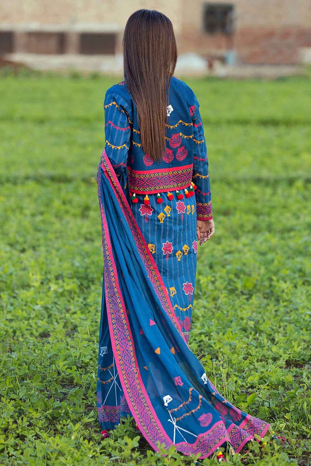 Gul Ahmed Summer 2022 · Essential 3PC Collection – 3PC Printed Lawn Suit With Printed Lawn Dupatta CL-22014 - Image 2