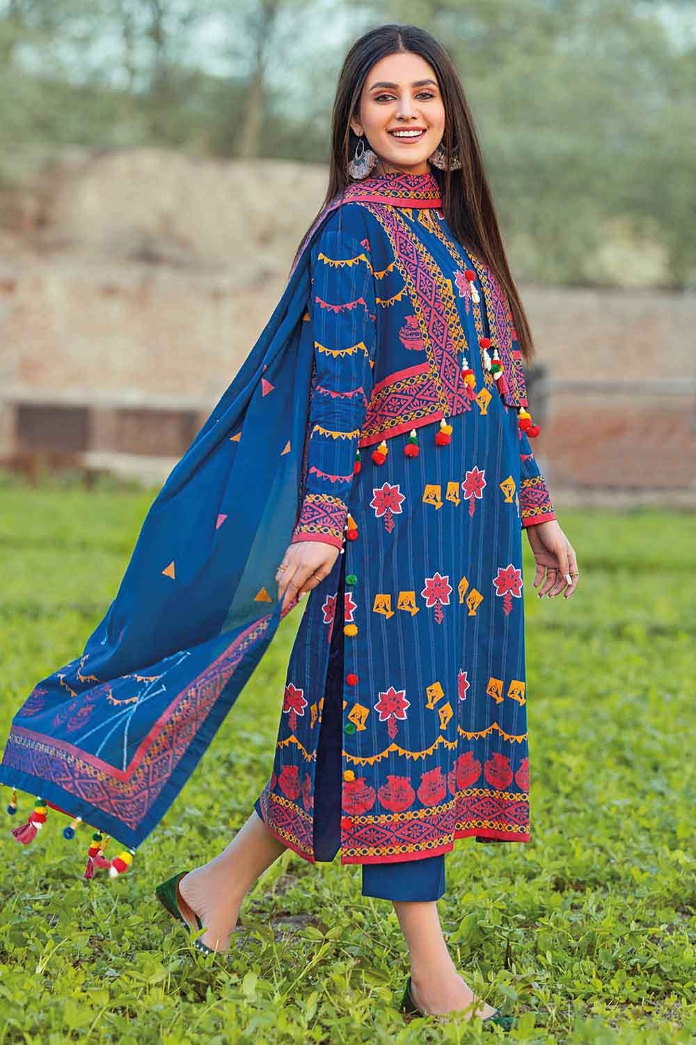 Gul Ahmed Summer 2022 · Essential 3PC Collection – 3PC Printed Lawn Suit With Printed Lawn Dupatta CL-22014 - Image 3