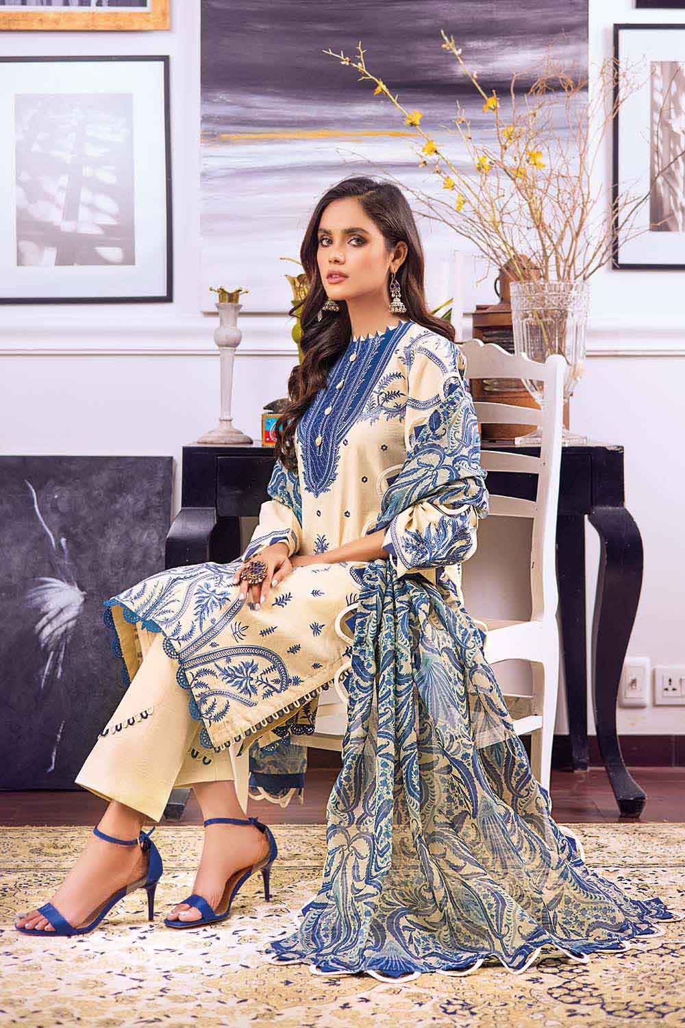 Gul Ahmed Summer 2022 · Premium Collection – 3PC Luxury Lawn Suit With Paper Cotton Dupatta PC-22001 - Image 3