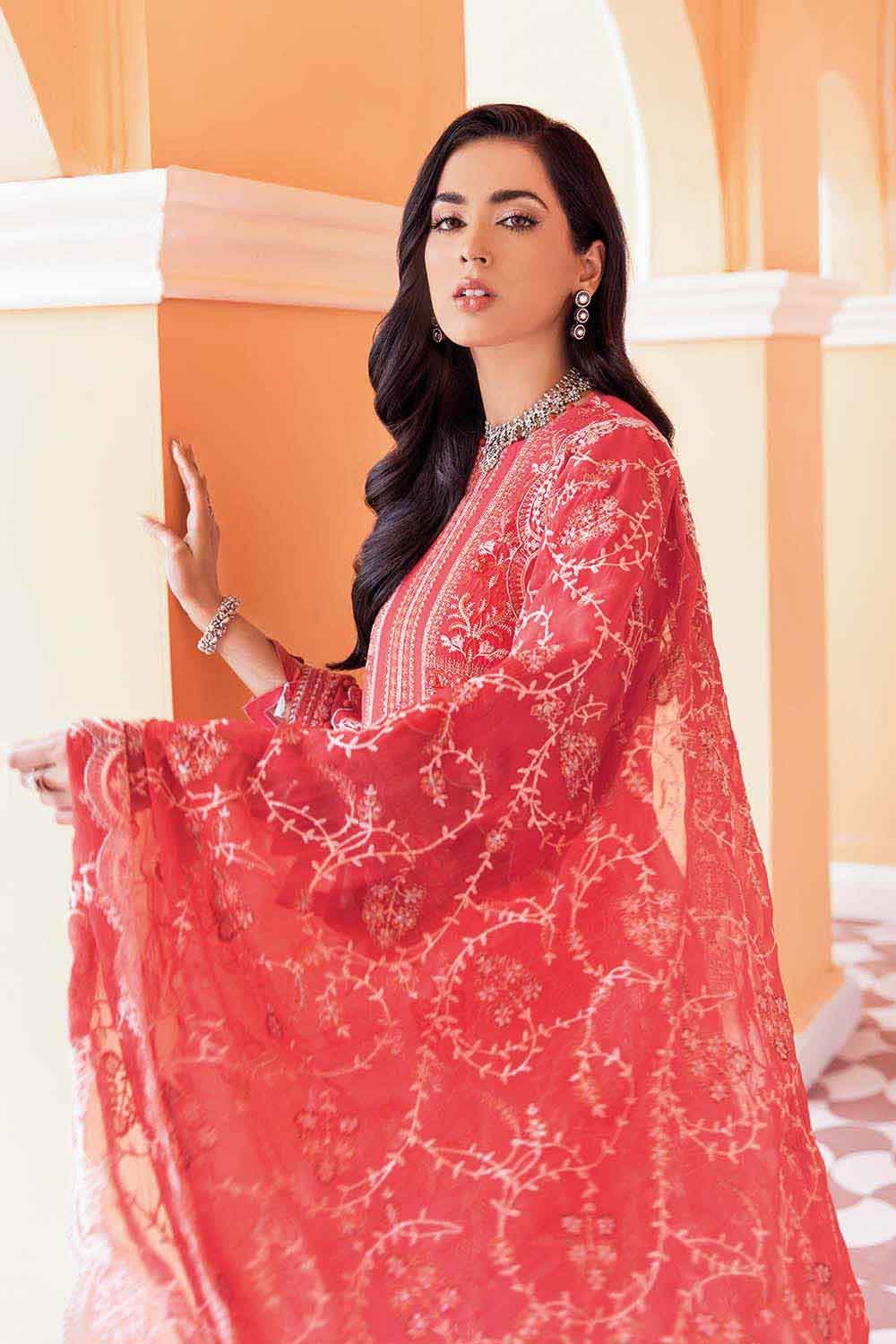 Gul Ahmed Summer 2022 · Premium Collection – 3PC Sequins Embroidered Lawn Suit With Embroidered Chiffon Dupatta PM-403 - Image 2