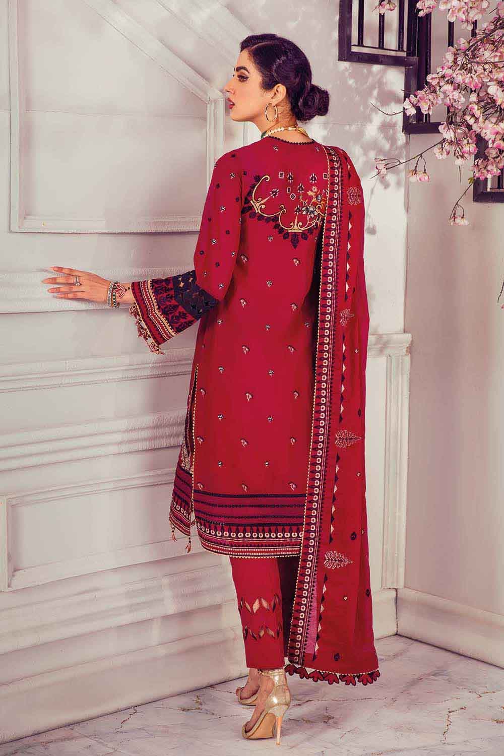 Gul Ahmed Summer 2022 · Premium Collection – 3PC Swiss Voile Embroidered Suit With Embroidered Lawn Dupatta LSV-22028 - Image 3