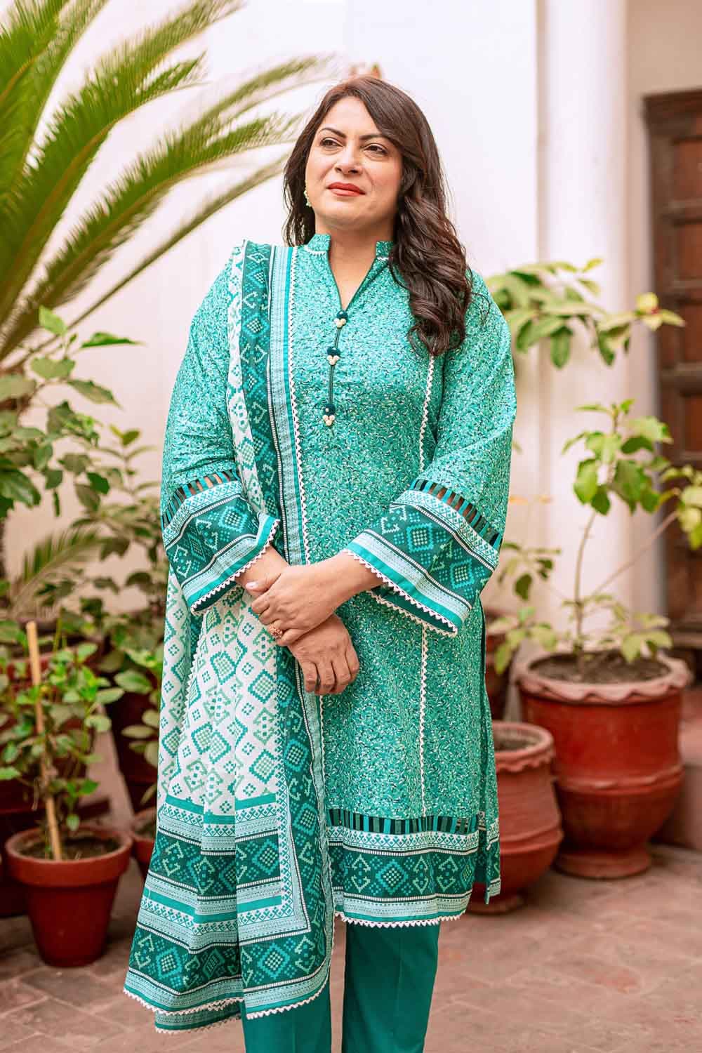 Gul Ahmed Summer 2022 · Tribute Collection – 3PC Lawn Printed Suit CL-22011 A - Image 2