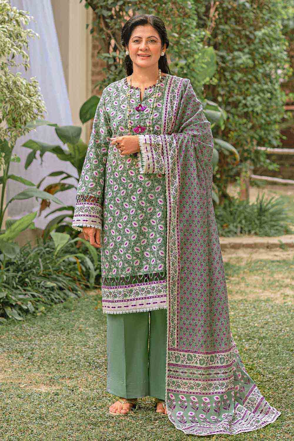 Gul Ahmed Summer 2023 - Tribute Collection – 3PC Printed Lawn Suit CL-32078 B - Image 2