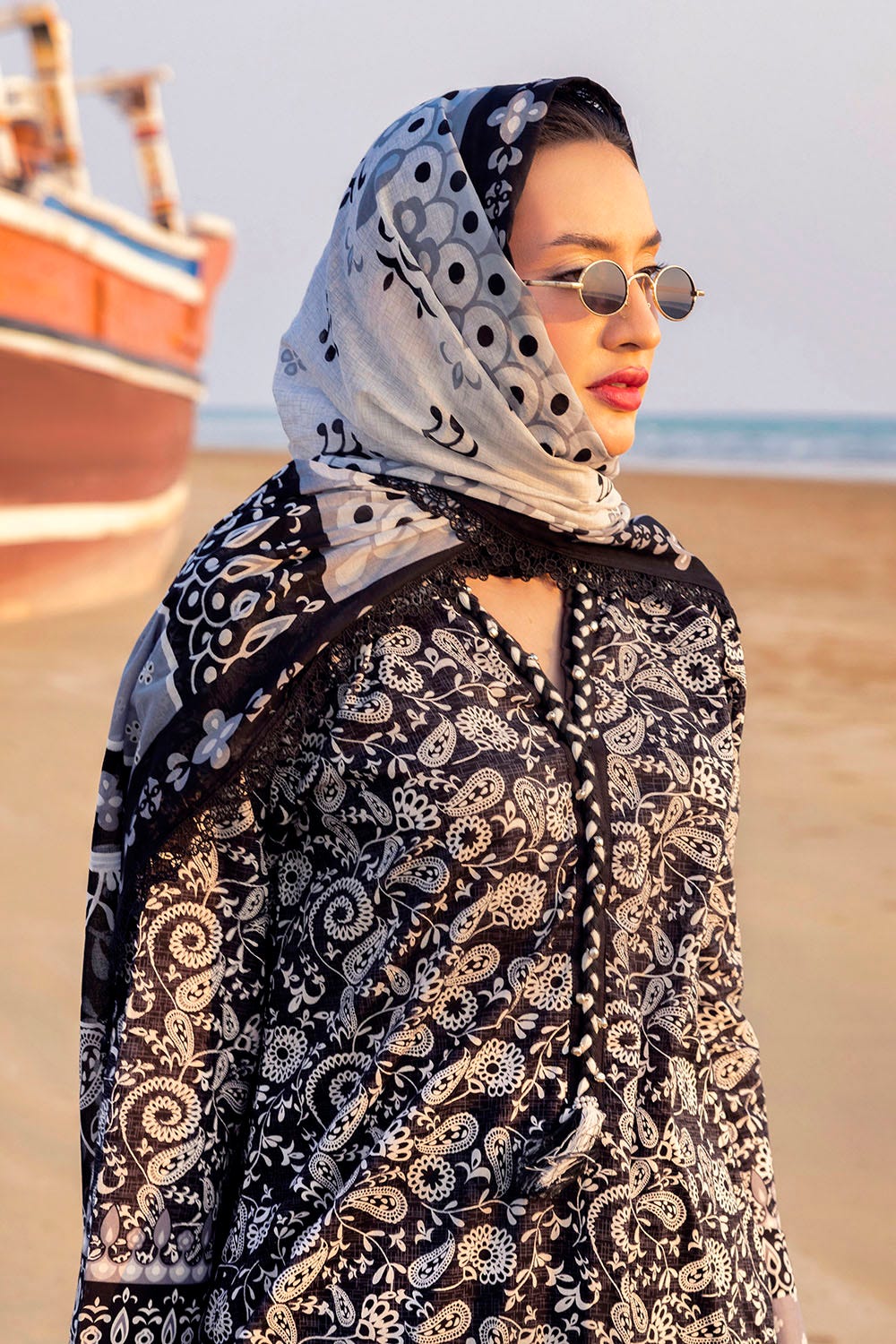 Gul Ahmed Summer 2025 – 3 Piece Printed Lawn Suit B-52001